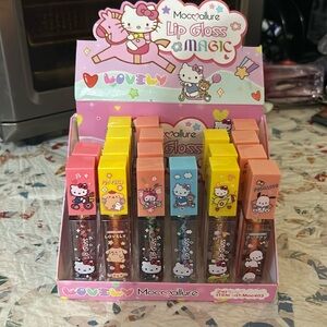 Hello Kitty lipglosses